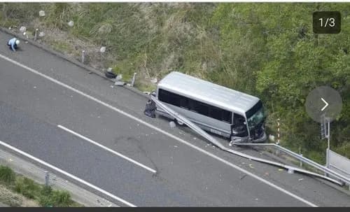 【衝撃】マイクロバス事故で亡くなった高校生さん、リヤガラスから車外に投げ出されていた・・・・・・・・・
