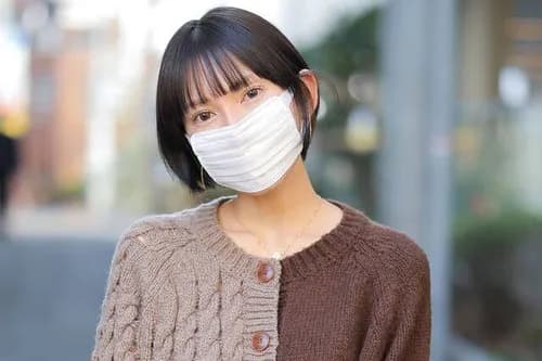 【悲報】全裸シャンパンタワーの丸の内OLレイナさん、報酬がタクシー代1万円だったｗｗｗｗｗｗｗｗｗｗ