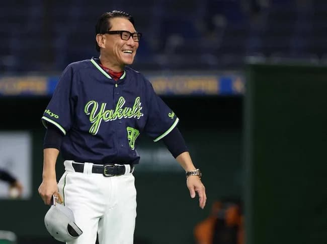 池山監督「バントで同点狙いより打たせて逆転狙う」