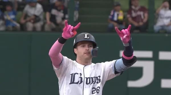 西武ネビン、今日も元気にタイムリー！
