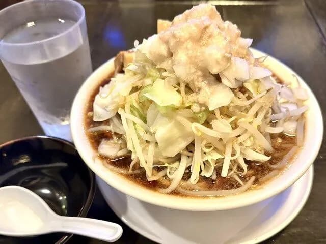 【悲報】二郎系のロット乱しとかいう謎文化ｗｗｗｗｗｗ