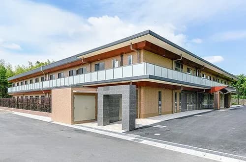 【悲報】老人ホームって金払えへんくなったらある日突然追い出されるんか・・・・・・・・・
