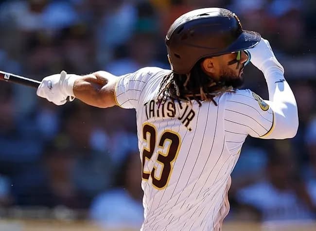 【悲報】MLBのスーパースターのタティスJr.さん、いまだに本塁打0本
