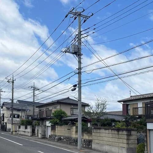 【悲報】女さん、電柱と化してしまうｗｗｗｗｗｗｗｗｗｗ
