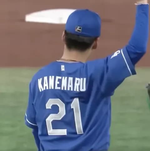 金丸夢斗（中日）3勝2敗　防御率2.29 32奪三振
