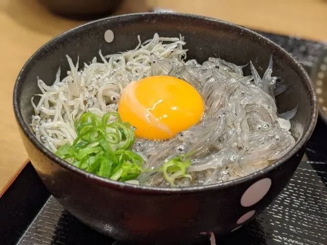 生しらすって正直不味いよな