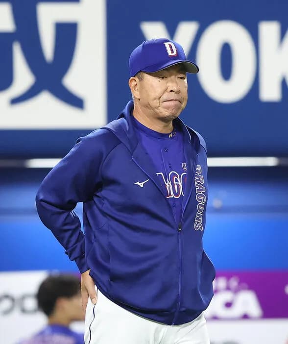 中日・井上一樹、６四死球の金丸について「ユメは次どうするか考えます」