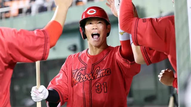 カープ坂倉、6号勝ち越しホームラン！『10戦4発』4番の仕事！！
