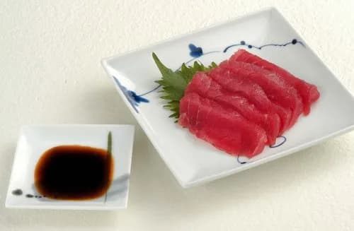 【悲報】正直マグロの刺身ってそんなうまくないよなｗｗｗｗｗｗｗｗｗｗ