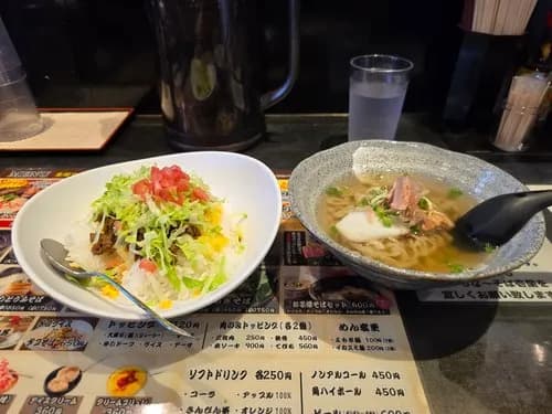 【悲報】タコスとかいうめっちゃ美味い料理、ガチで日本で全然流行らないｗｗｗｗｗｗｗｗｗｗ