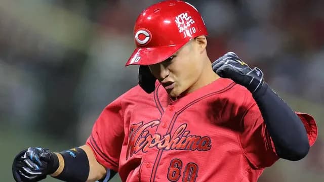 カープ田村、昇格即タイムリーも痛恨捕球ミス←レフト起用が議論呼ぶ。