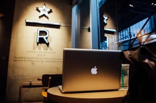 【悲報】ネット民さん「カフェや図書館で勉強…？許せねえ！カッコつけやがって！」←これｗｗｗｗｗｗｗｗｗｗ