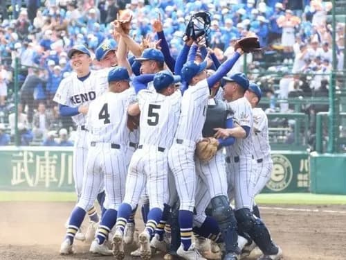 【悲報】健大高崎さん、女子マネージャーまで県外から越境入学してきてしまうｗｗｗｗｗｗｗｗｗｗ