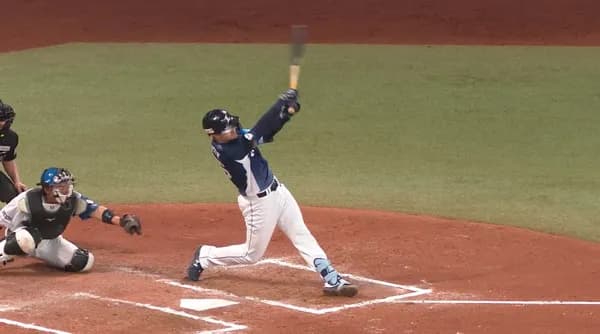 西武ネビン、神の一撃!