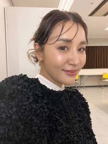 【悲報】鈴木紗理奈さん、後輩タレントに「嫌いな芸能人」と名前を出され怒ってしまうｗｗｗｗｗｗｗｗｗｗ