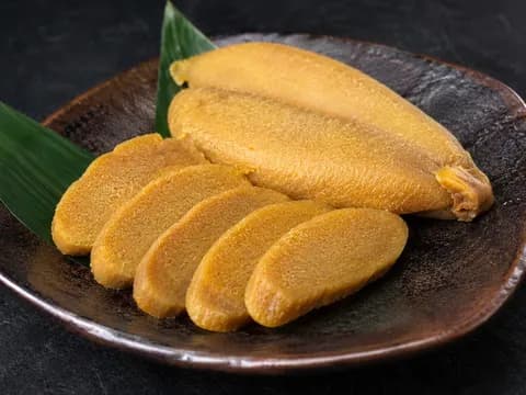 日本人「フグの卵巣を塩漬け糠漬けしたら食べられるようになったよ！」イタリア人「えぇ…(ドン引き)」