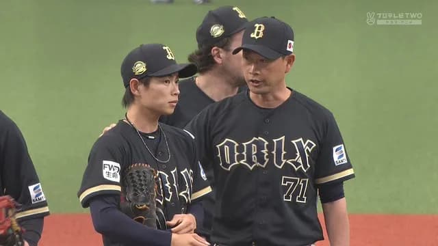 【悲報】 オリックス・山岡、3年ぶり先発も1回持たず　岸田監督に肩を叩かれて降板