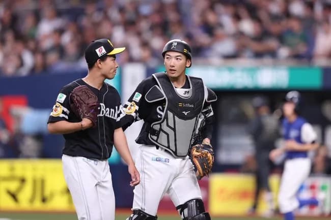 山本祐大 .375 2本 7打点 出塁率.412 長打率.643 OPS1.056
