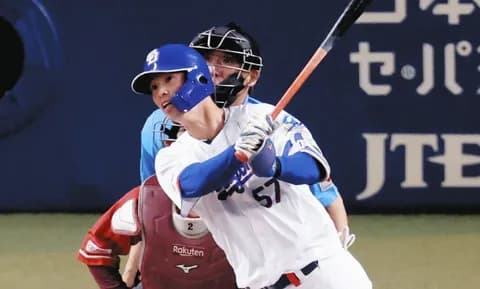 【中日】スタメン復帰の花田旭、同期・櫻井のプロ初勝利を攻守でアシスト！！