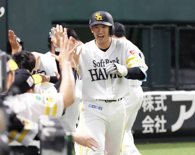 【朗報】ソフトバンクホークスさん、突然日本代表クラスの正捕手が生えてくる