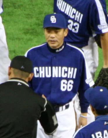 落合博満「不祥事皆無です。3冠王3回です。監督在任8年で優勝4回です。子供の教育も完璧です」