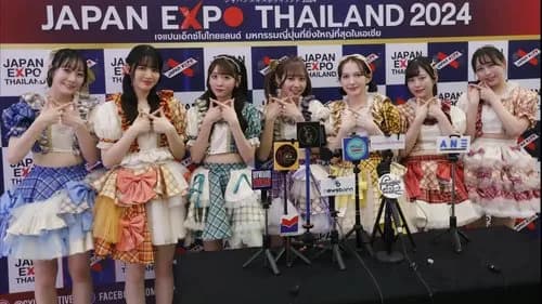 【困惑】FRUITS ZIPPERさん、2人同時に着席パフォーマンスへ・・・・・・・・・