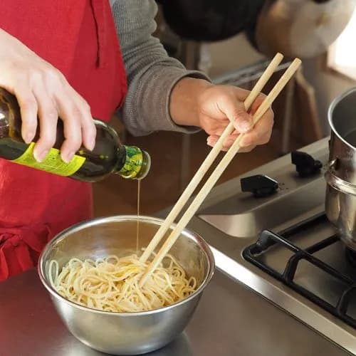 【悲報】パスタを箸で食べる奴さんの正体ｗｗｗｗｗｗｗｗｗｗ
