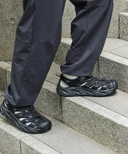 【悲報】大の男さんがサンダル履いてるの、さすがにキショすぎるｗｗｗｗｗｗｗｗｗｗ