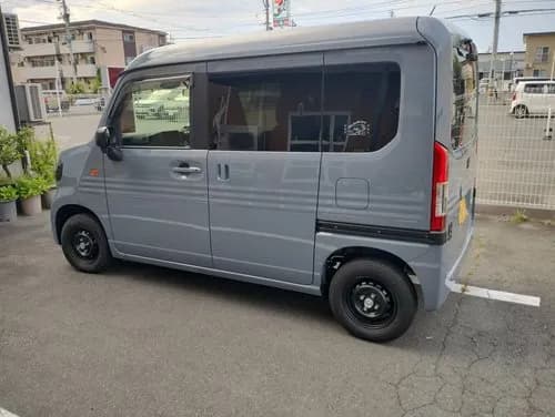 【悲報】軽自動車さん「燃費いいです、税金安いです、車検安いです」←ビッパーがバカにする理由ｗｗｗｗｗｗｗｗｗｗ