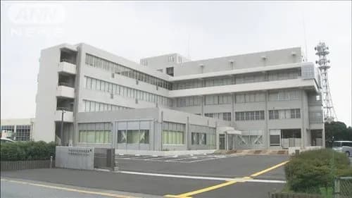 【悲報】警察＆児童相談所さん、親からケーキに顔面を押し付けられていた幼児の安全を確保・・・・・・・・・