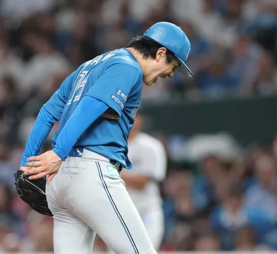 日本ハム悪夢の七回　まさかの一挙５失点で逆転許す　リクエストでアウト判定がセーフに変更　ピンチ継続で痛恨３ラン被弾
