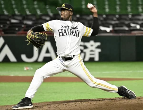 モイネロ「ギータ、アウト～」