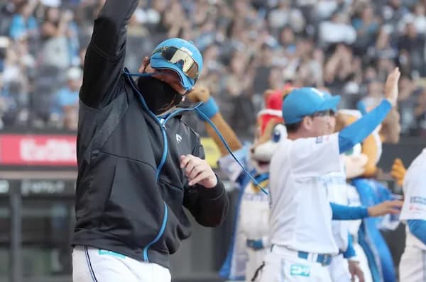 北海道日本ハムファイターズ新庄剛志監督「（小久保監督と）2人でプロ野球盛り上げていくばい」