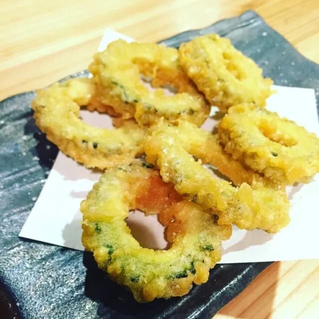 ゴーヤ不味いって思ってたけど天ぷらにして食ったらクソ美味かったんだが