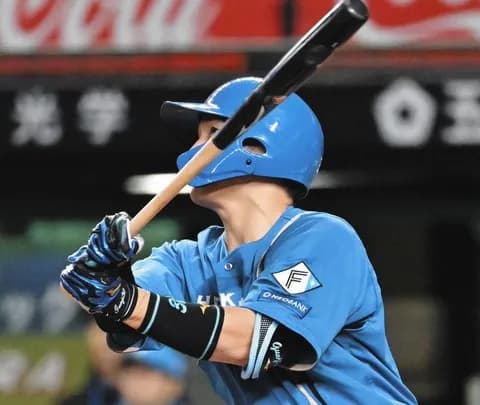 【日本ハム】2試合連続4番の郡司裕也、先制3号ソロ　「４番の顔です」とちゃめっ気たっぷりコメント