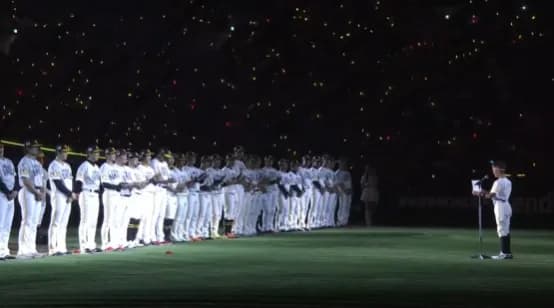 おじいちゃんの機嫌は、ホークスが決めている