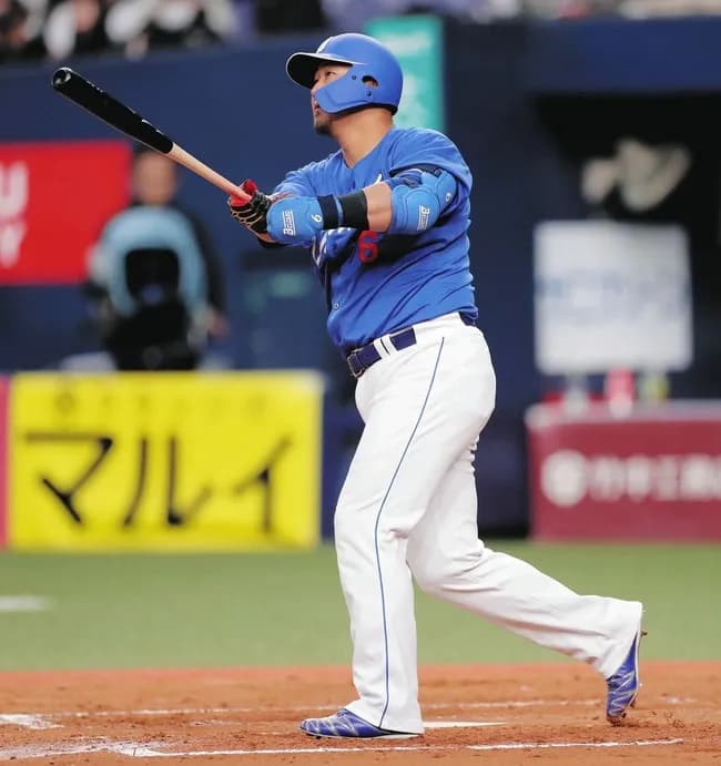 中日・中田翔（2年6億円）、「別に中田翔が悪いわけじゃないから」と叩かれない