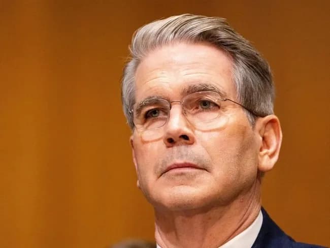 【悲報】米財務長官「助けて！トランプ関税が違法になったらアメリカが終わる！」