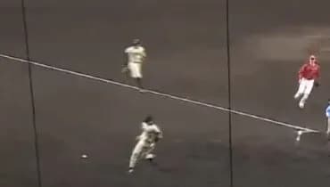 昨日の坂本の『暴投追いかけ事件』、実は『理にかなった』行動だった