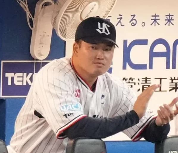 村上宗隆 5年1億2000万ドル(185億円)　岡本和真 3年5400万ドル(83億円)