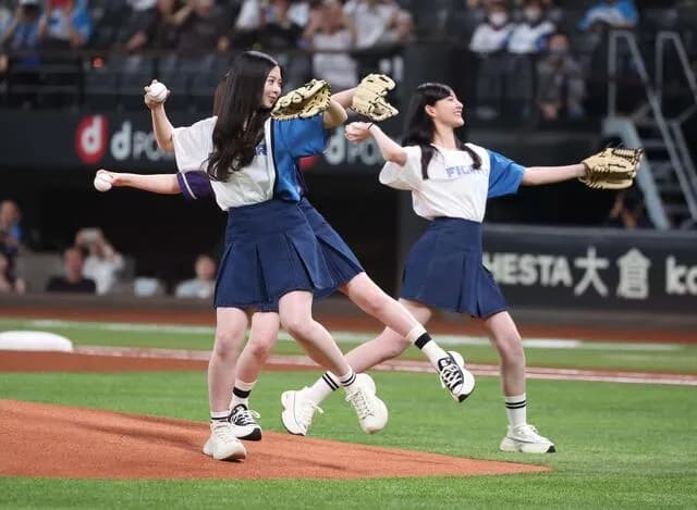 【動画】今日の乃木坂46の始球式ワロタｗｗｗｗｗｗｗｗｗｗｗｗｗｗｗ