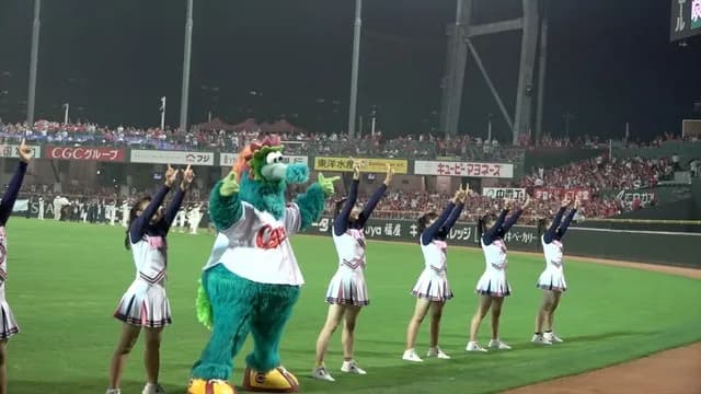 カープはチアガールを導入するべき？客数増加のためにできるイベントは何がある？