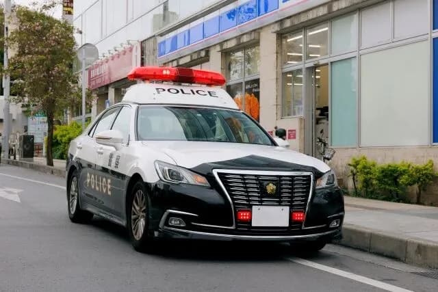 パトカーのったことある？