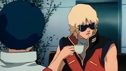 Zガンダムリアルタイム視聴民「クワトロの正体は一体誰なんだ(ﾜｸﾜｸ」