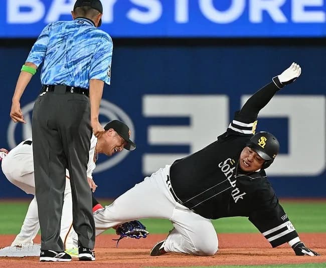 【悲報】オールスター、おふざけ&手抜きプレーが主体になり終わる