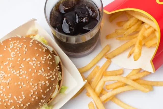 一番有名なアメリカ発祥の料理←これ