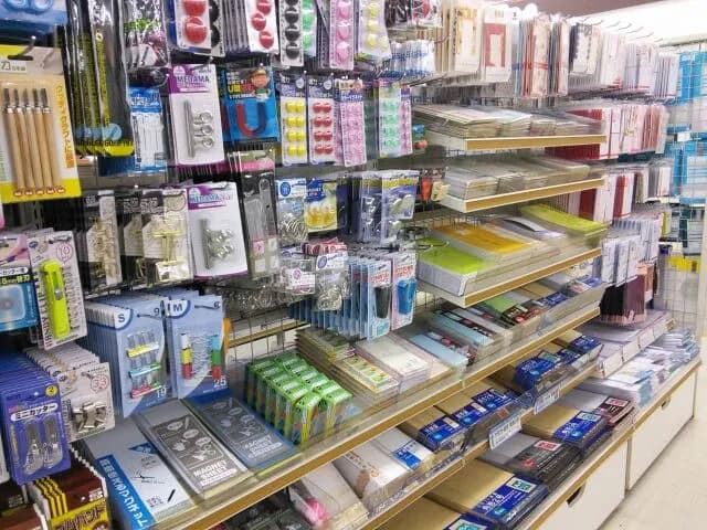 逆にここ20年くらいで全然値上げしてない商品ww