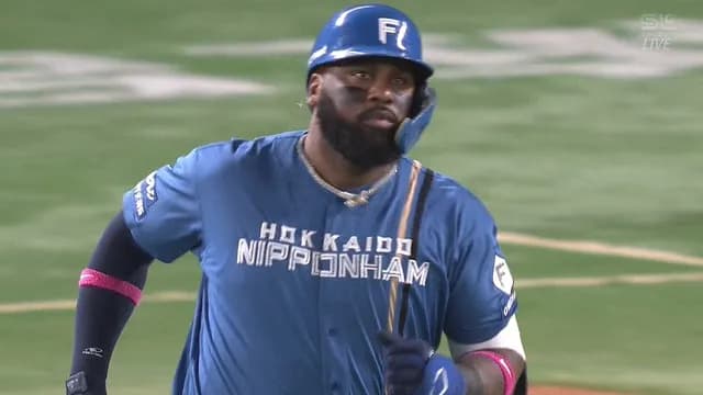 【パCS】 鶴岡解説員「今の158キロにバッテリーが酔ってくれればチャンスありますよ。レイエスには弾き返す力がありますので」