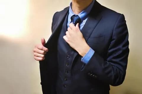 おっさん(30)「まだ俺はおっさんじゃない！俺はまだ若者！若い女からもモテる！」←これ