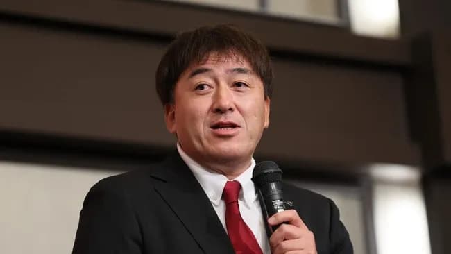 楽天石井一久GMへの意外な逆風。担当記者「監督だけ責任取り辞任し石井GMはずっといるのに選手が反感」